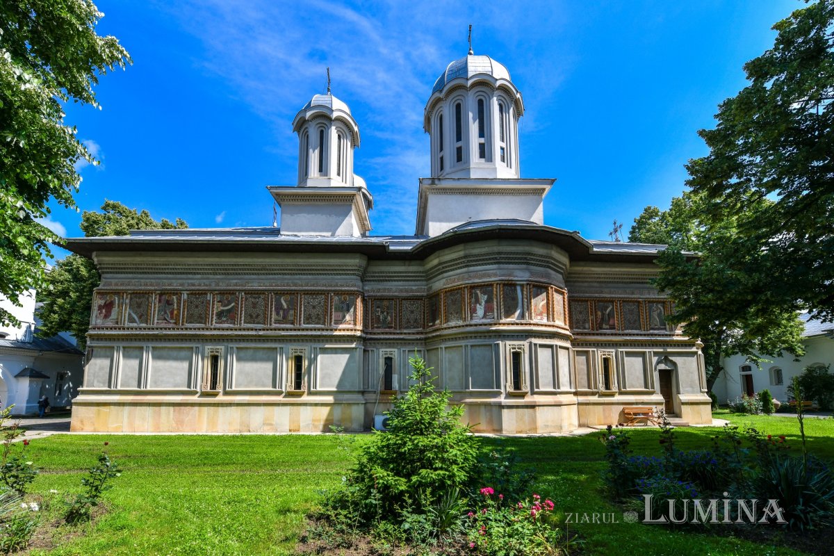 Sărbătorirea Sfântului Grigorie Dascălul la Mănăstirea Căldărușani 174719