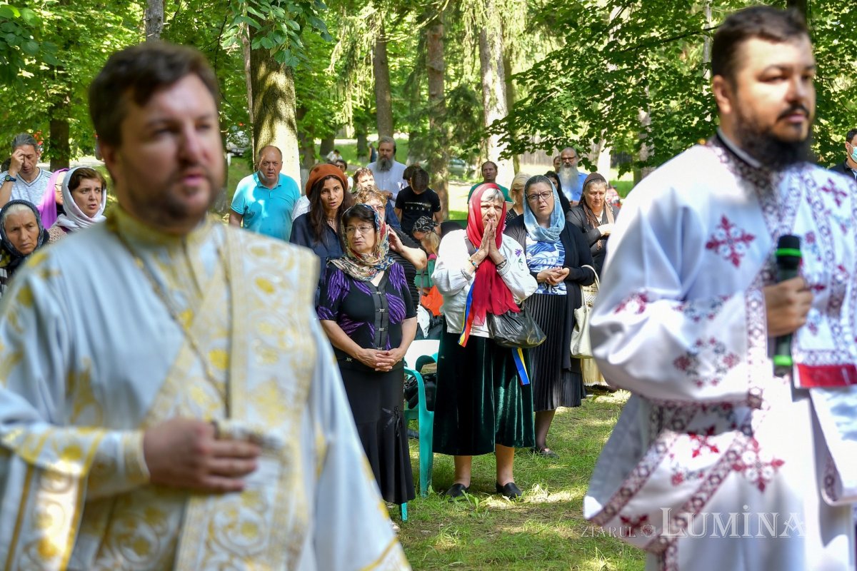 Sărbătorirea Sfântului Grigorie Dascălul la Mănăstirea Căldărușani 174726