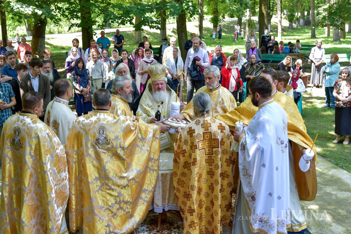 Sărbătorirea Sfântului Grigorie Dascălul la Mănăstirea Căldărușani 174729