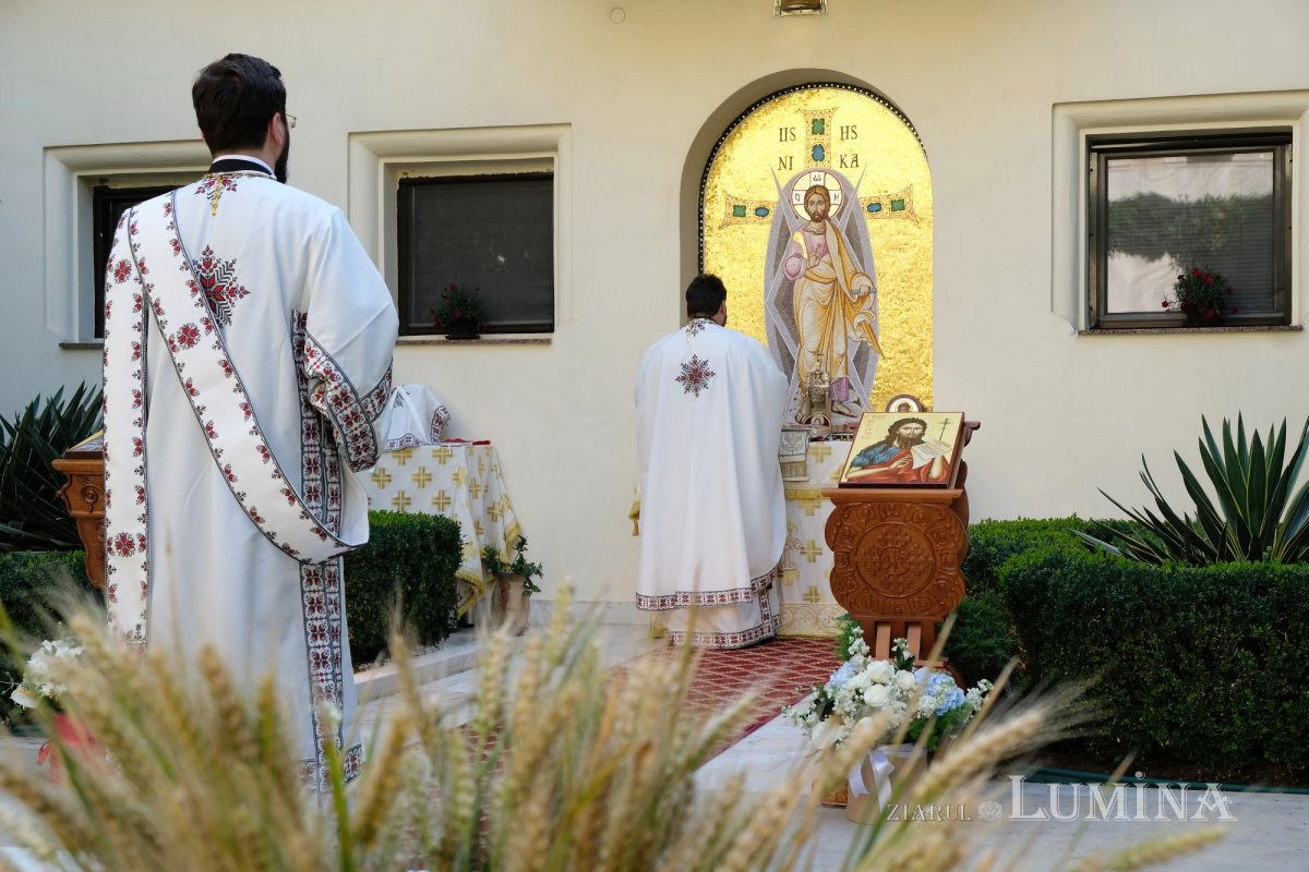 Cinstirea Botezătorului Ioan la Altarul de vară al Reşedinţei Patriarhale  174956