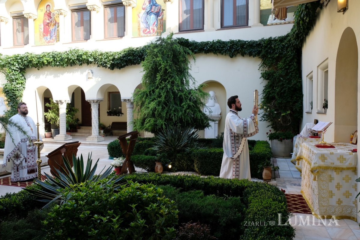 Cinstirea Botezătorului Ioan la Altarul de vară al Reşedinţei Patriarhale  174958