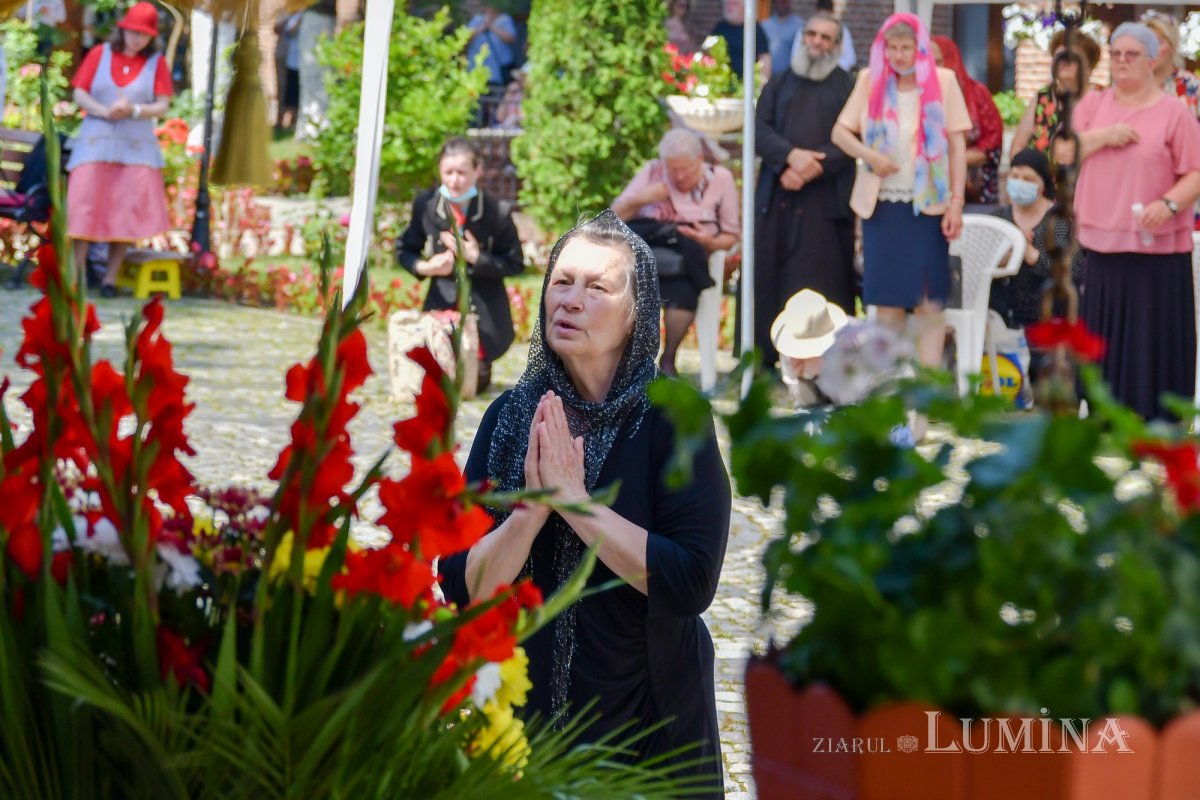 Prăznuire duhovnicească la mănăstirea bucureşteană Plumbuita 175013