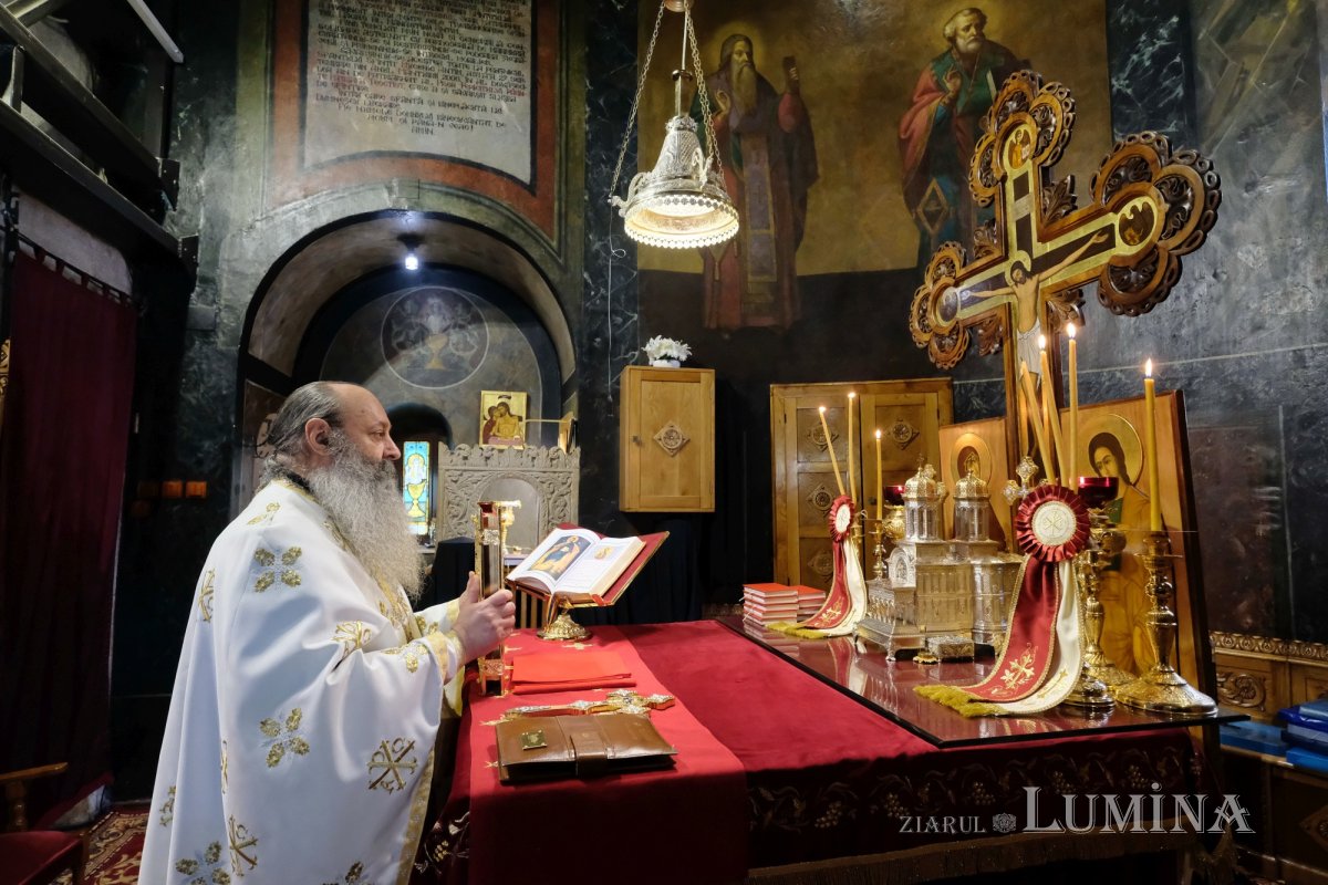 Ctitoria Mitropolitului Antim Ivireanul din Bucureşti şi-a sărbătorit hramul istoric 175227
