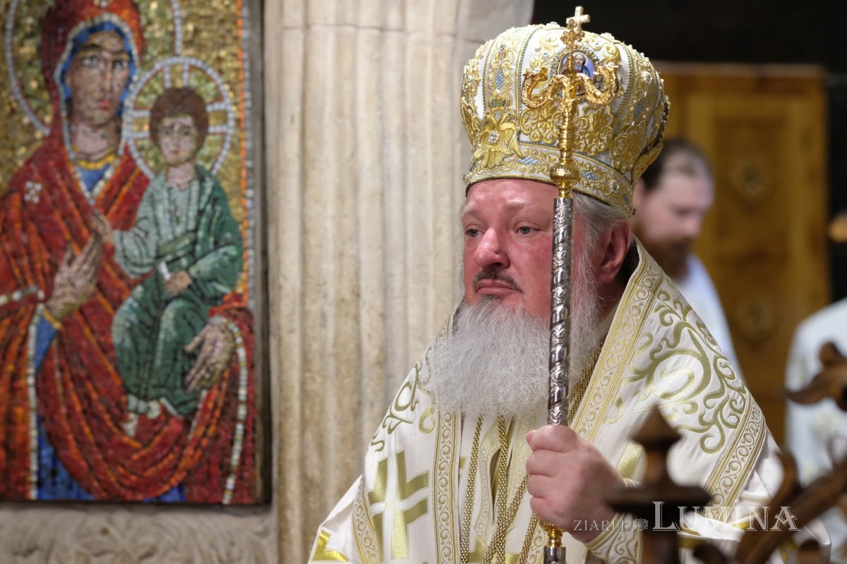 Ctitoria Mitropolitului Antim Ivireanul din Bucureşti şi-a sărbătorit hramul istoric 175244