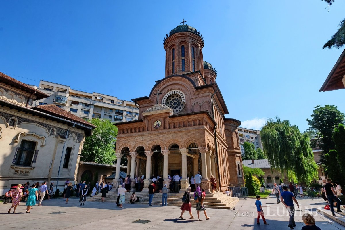 Ctitoria Mitropolitului Antim Ivireanul din Bucureşti şi-a sărbătorit hramul istoric 175246