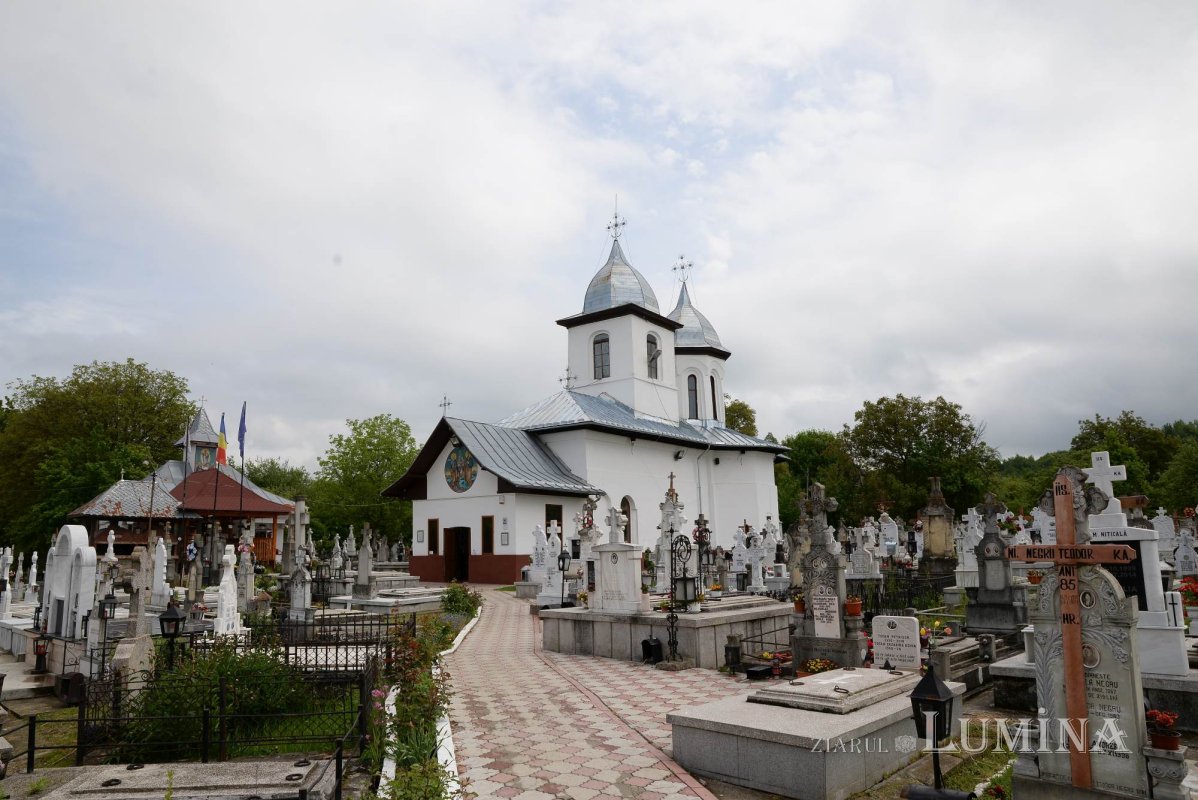 Parohia argeșeană Vișoi, patria de la țară a neuitării 175166