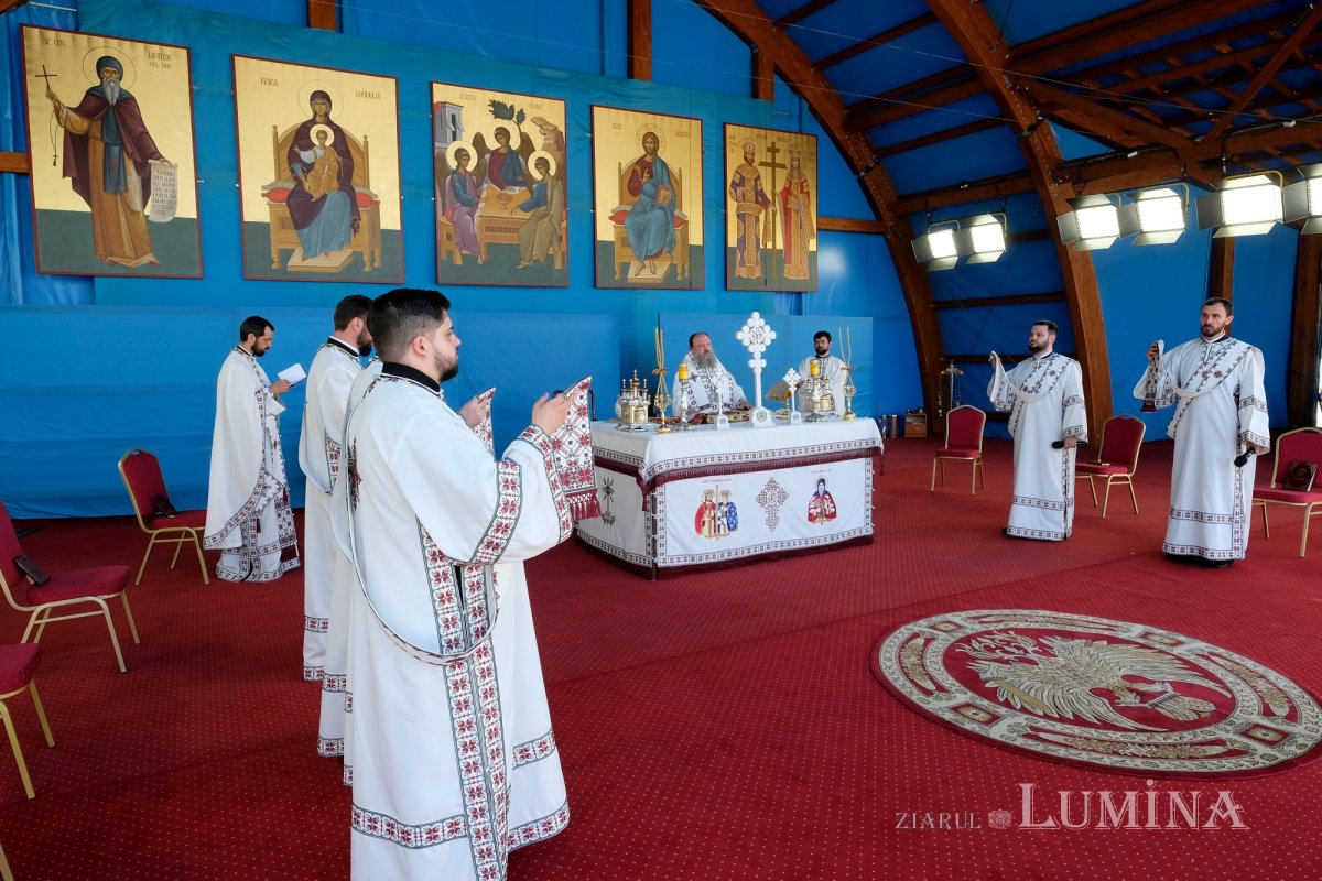 Corifeii Apostolilor, sărbătoriți pe Colina Bucuriei 175390