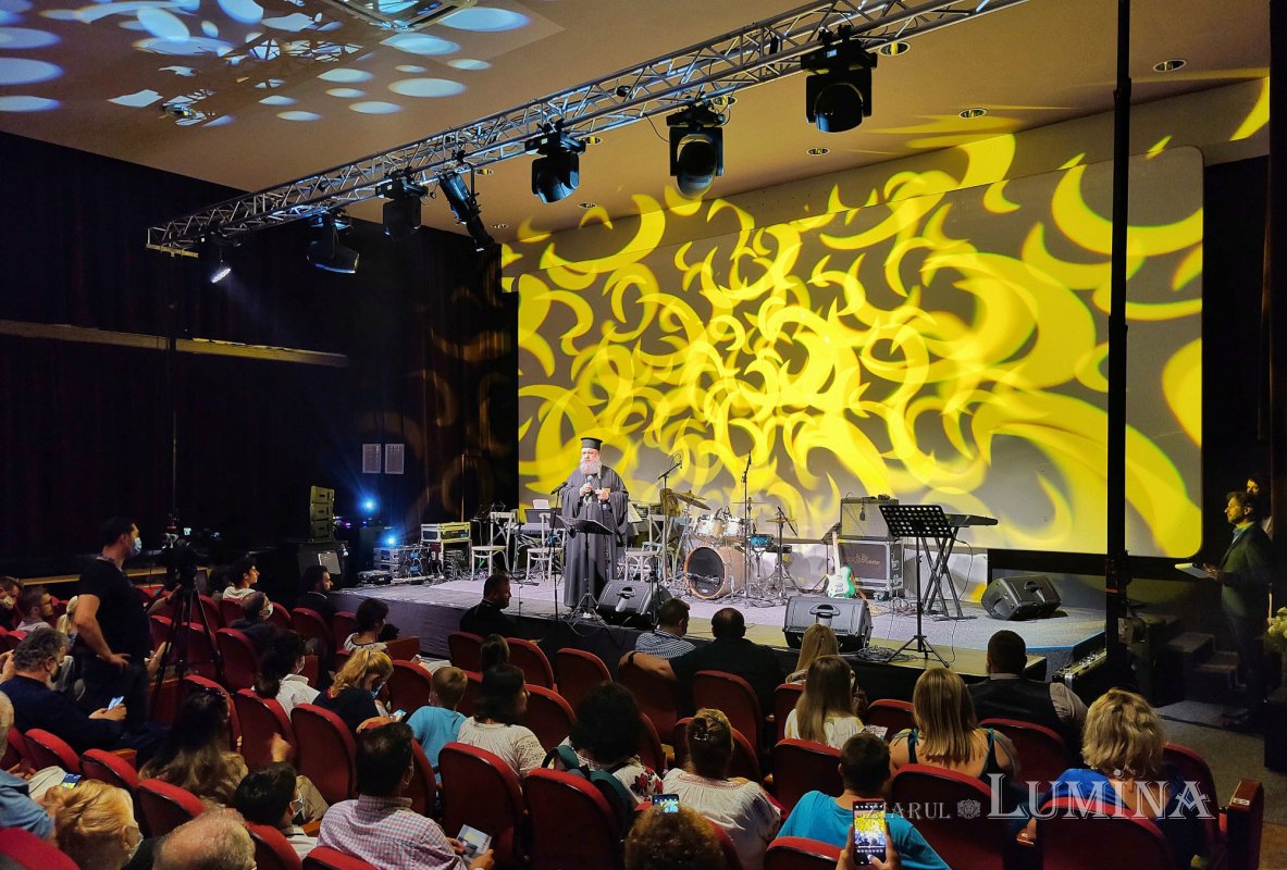 Eveniment artistic în Capitală dedicat persoanelor cu Sindromul Down  175481