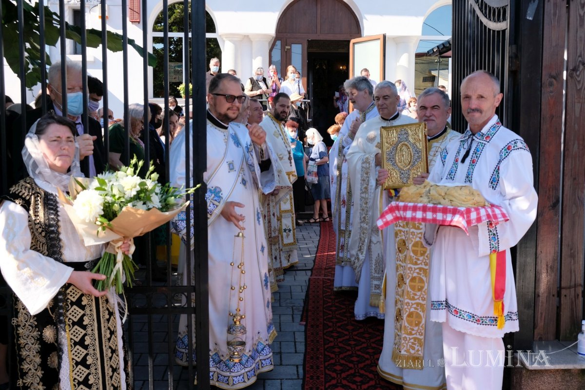 Sfinţirea picturii bisericii Parohiei „Naşterea Maicii Domnului”-Ghencea 175856