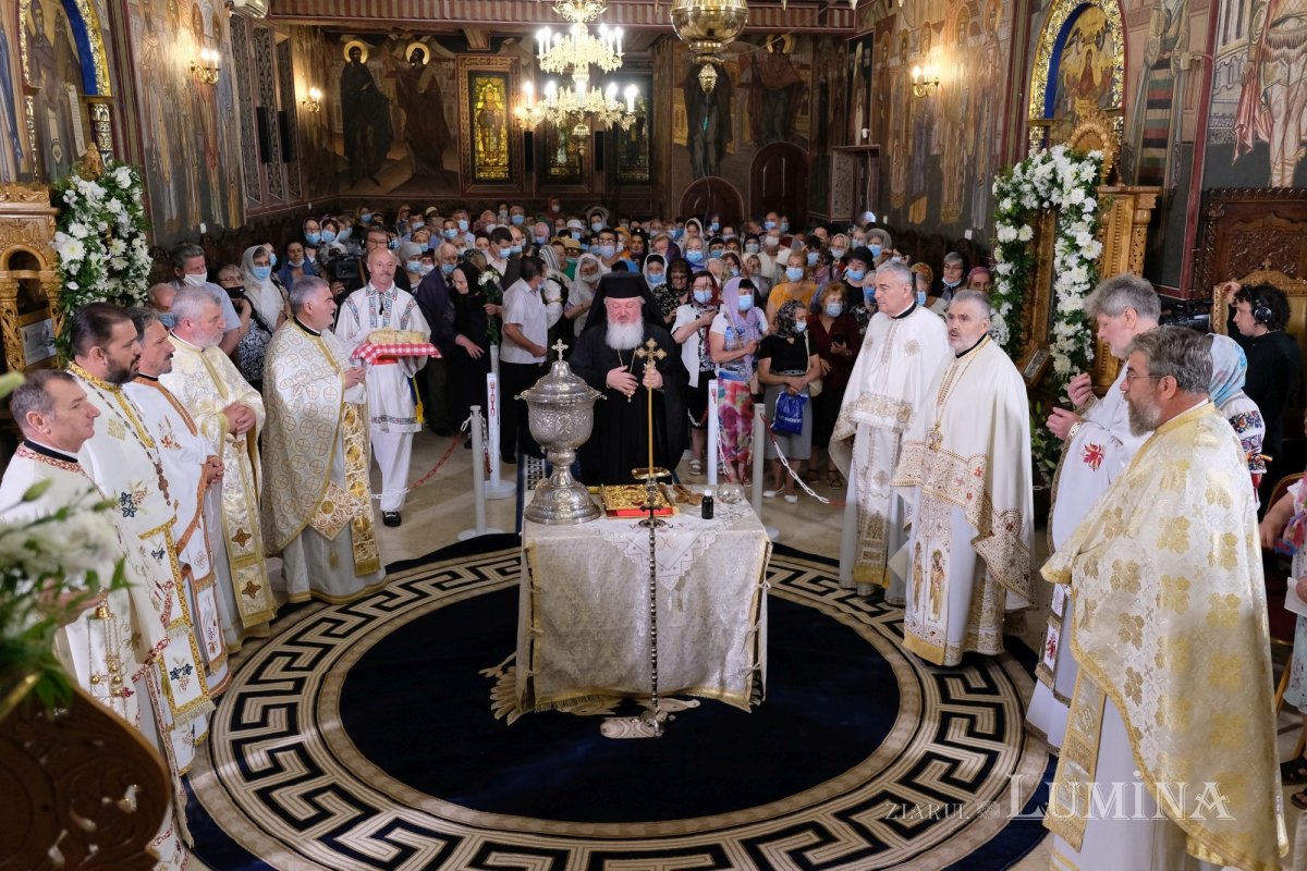 Sfinţirea picturii bisericii Parohiei „Naşterea Maicii Domnului”-Ghencea 175858