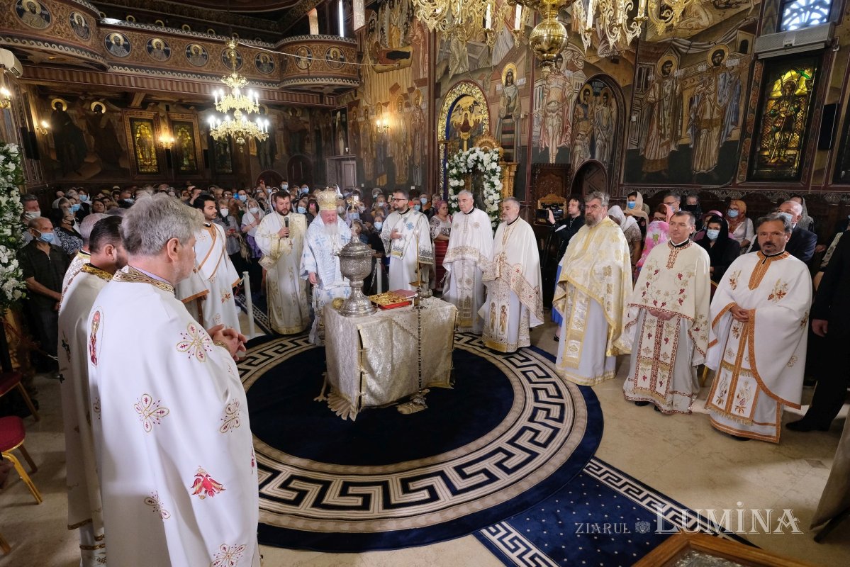 Sfinţirea picturii bisericii Parohiei „Naşterea Maicii Domnului”-Ghencea 175862