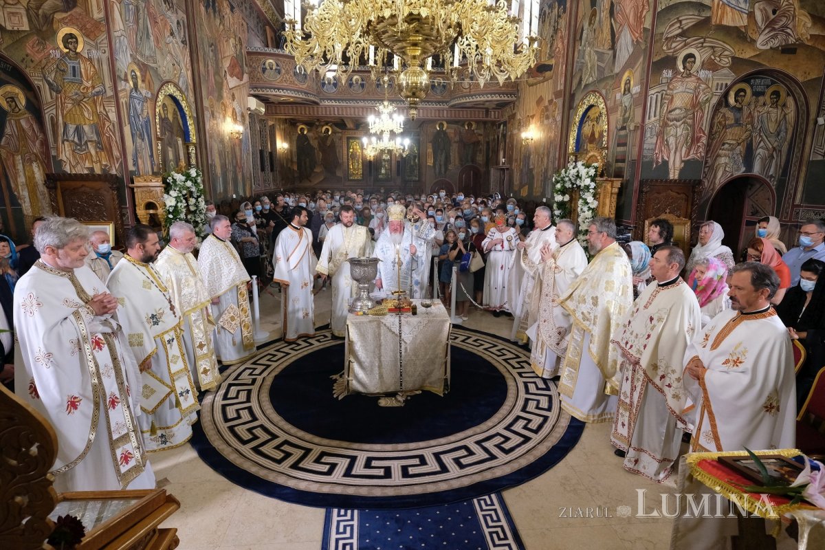 Sfinţirea picturii bisericii Parohiei „Naşterea Maicii Domnului”-Ghencea 175864