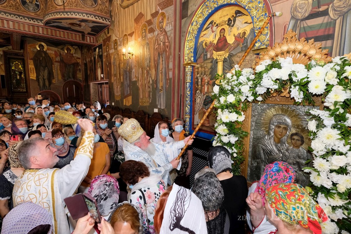 Sfinţirea picturii bisericii Parohiei „Naşterea Maicii Domnului”-Ghencea 175871