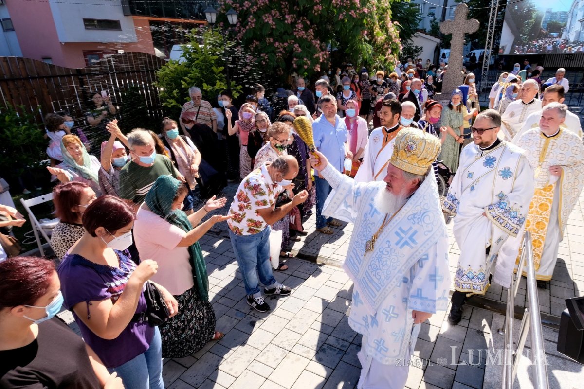 Sfinţirea picturii bisericii Parohiei „Naşterea Maicii Domnului”-Ghencea 175873