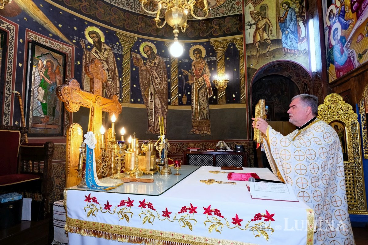 Sfinţirea picturii bisericii Parohiei „Naşterea Maicii Domnului”-Ghencea 175874