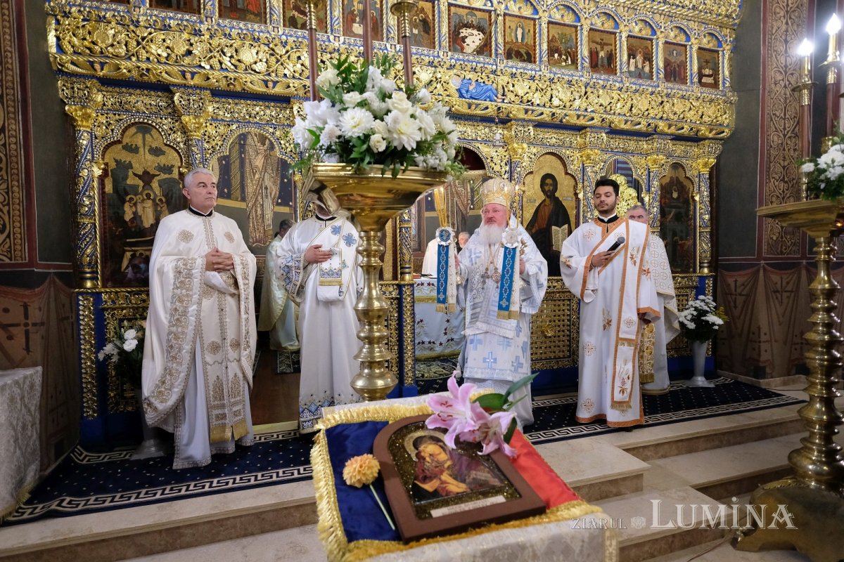 Sfinţirea picturii bisericii Parohiei „Naşterea Maicii Domnului”-Ghencea 175882