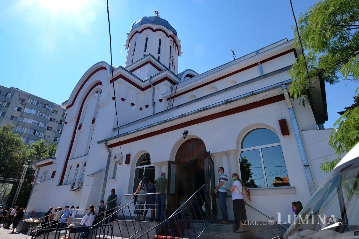 Sfinţirea picturii bisericii Parohiei „Naşterea Maicii Domnului”-Ghencea 175886