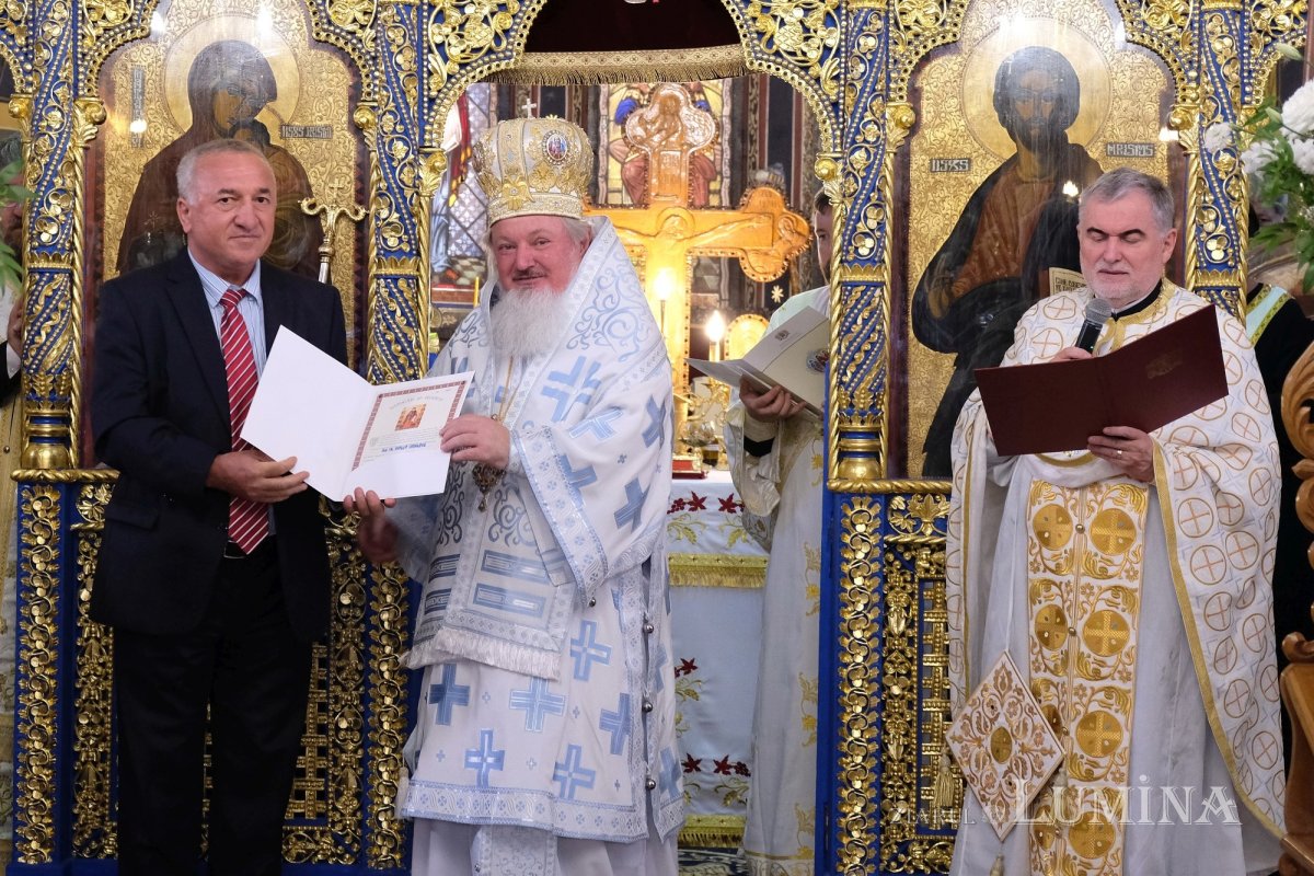 Sfinţirea picturii bisericii Parohiei „Naşterea Maicii Domnului”-Ghencea 175899