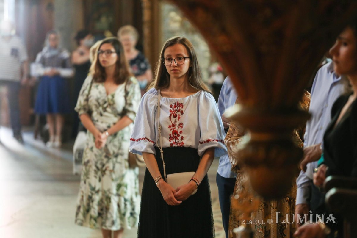 Absolvenţii Facultăţii de Teologie Ortodoxă din Sibiu au depus jurământul 175981