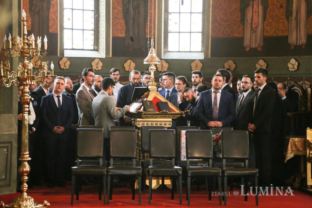 Absolvenţii Facultăţii de Teologie Ortodoxă din Sibiu au depus jurământul 175983