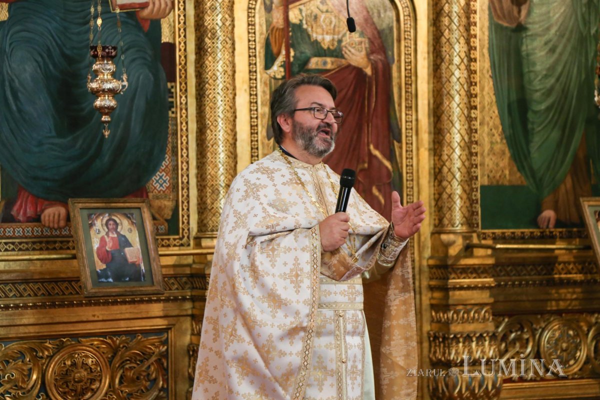 Absolvenţii Facultăţii de Teologie Ortodoxă din Sibiu au depus jurământul 175986