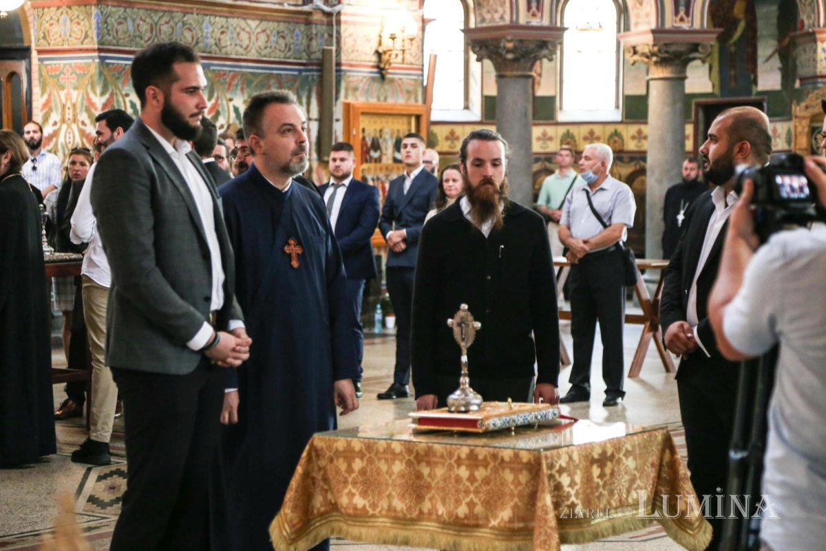 Absolvenţii Facultăţii de Teologie Ortodoxă din Sibiu au depus jurământul 175989