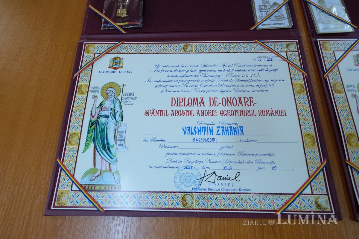 Distincţii pentru realizatorii machetelor Catedralei Naţionale 176511