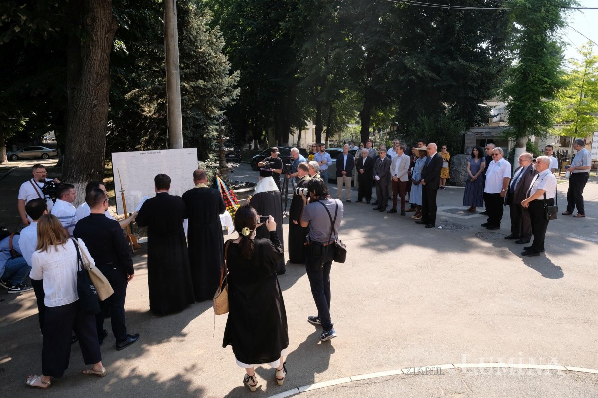 Un nou panou informativ inaugurat de Ambasada Germaniei în Cimitirul Bellu 176902