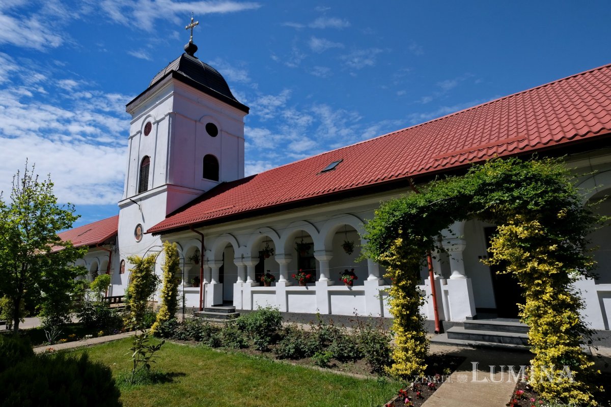 Icoana făcătoare de minuni a Maicii Domnului de la Mănăstirea Ghighiu 177050