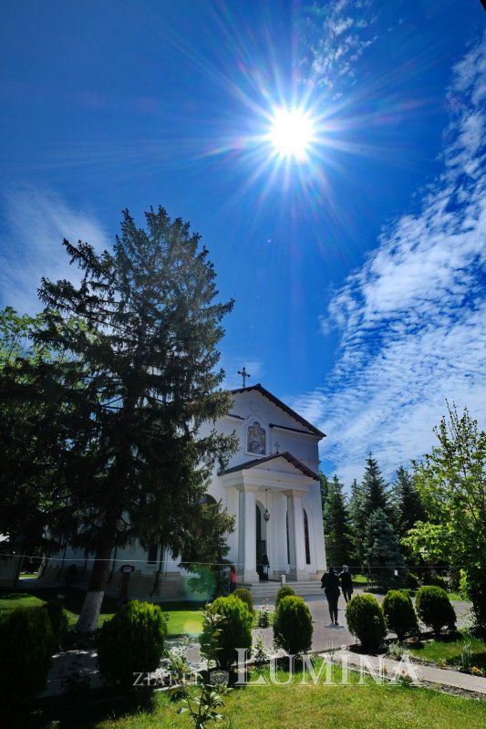 Icoana făcătoare de minuni a Maicii Domnului de la Mănăstirea Ghighiu 177051