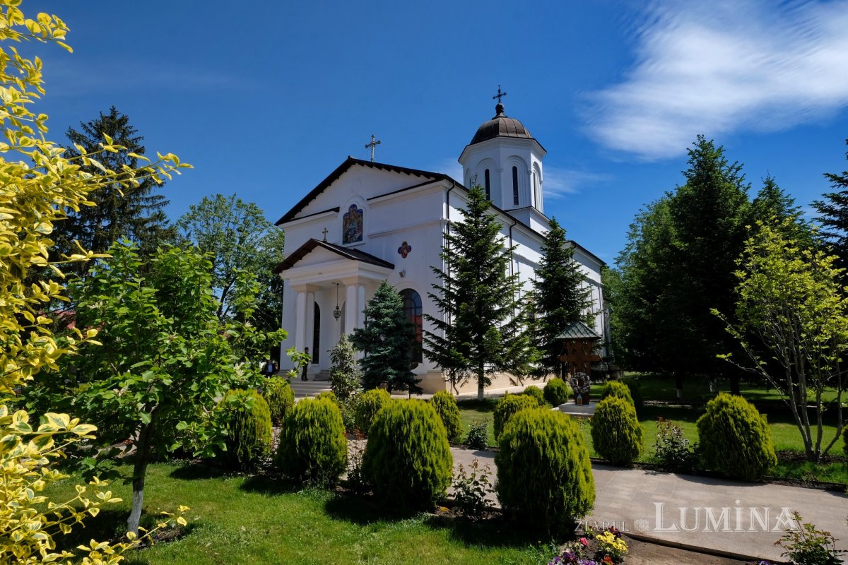 Icoana făcătoare de minuni a Maicii Domnului de la Mănăstirea Ghighiu 177053