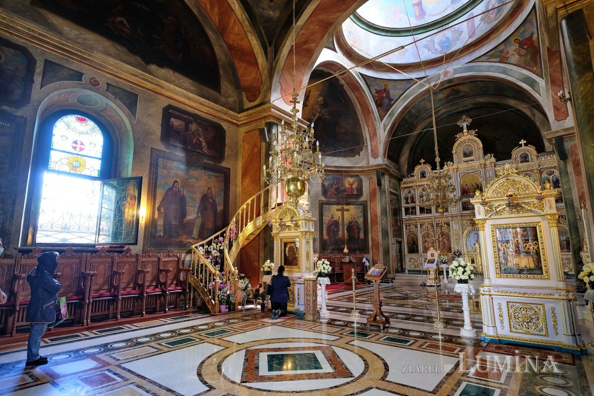 Icoana făcătoare de minuni a Maicii Domnului de la Mănăstirea Ghighiu 177065