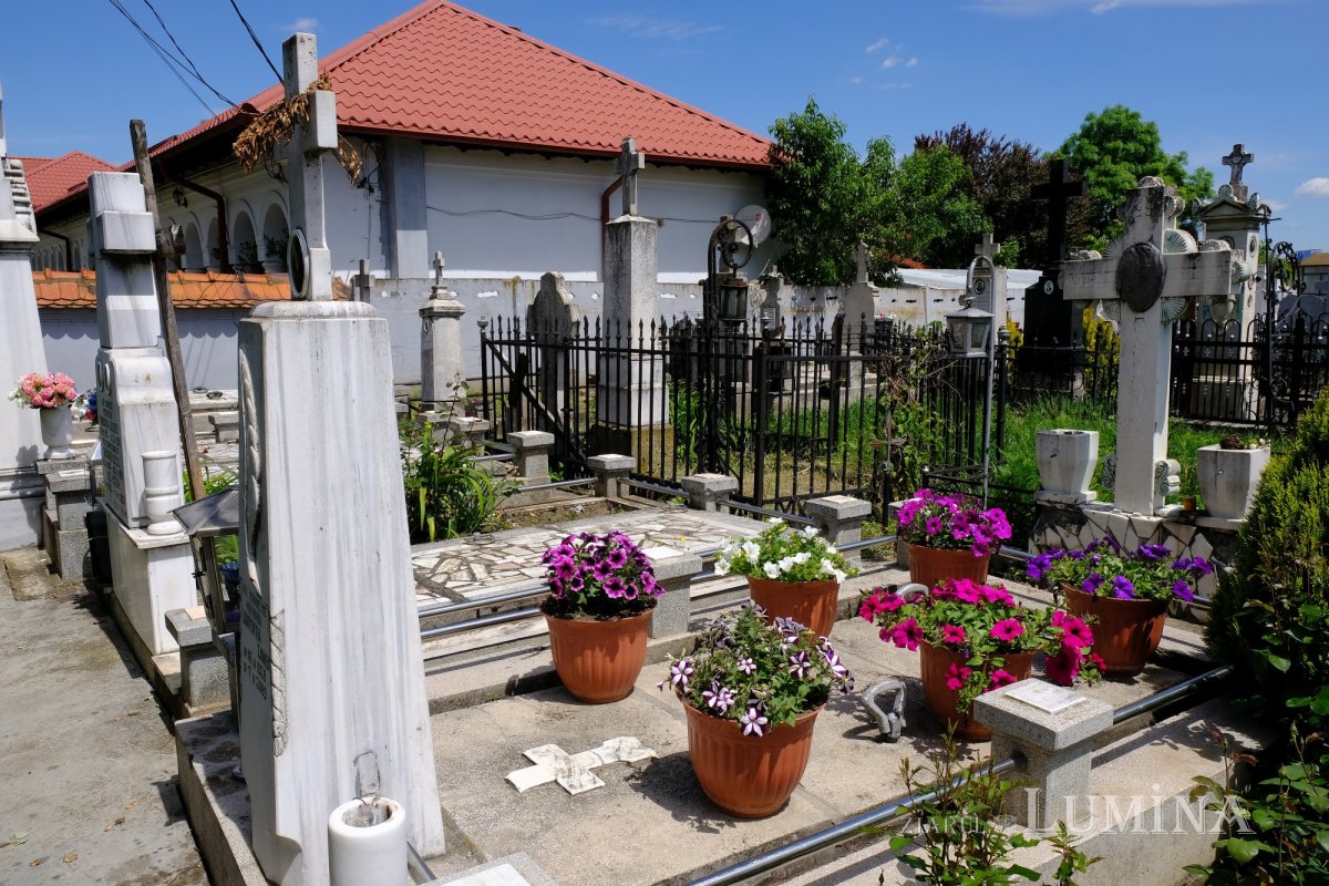 Icoana făcătoare de minuni a Maicii Domnului de la Mănăstirea Ghighiu 177077