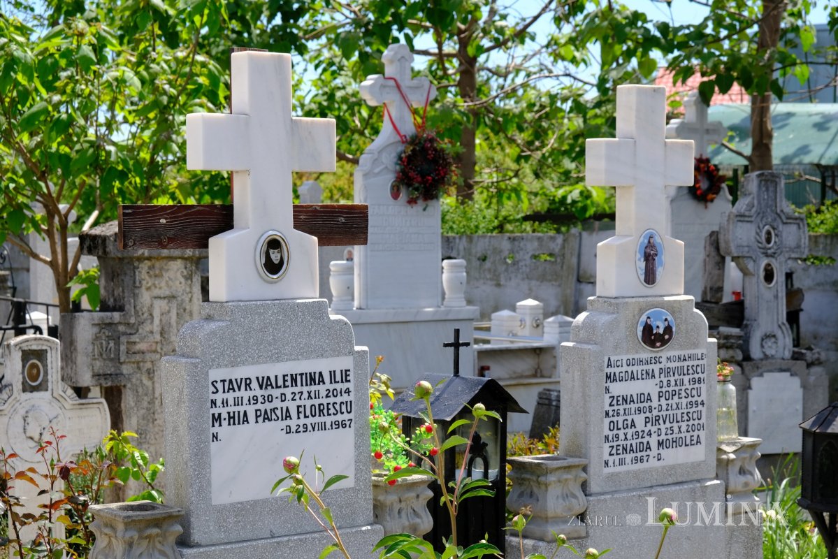 Icoana făcătoare de minuni a Maicii Domnului de la Mănăstirea Ghighiu 177081