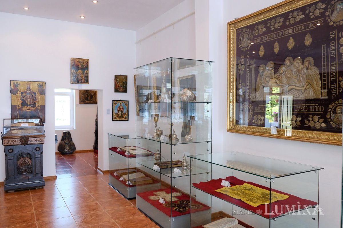 Icoana făcătoare de minuni a Maicii Domnului de la Mănăstirea Ghighiu 177096