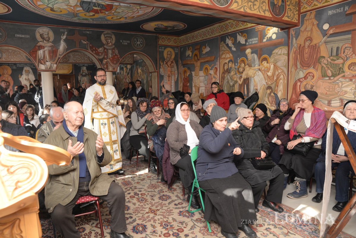 „Te obişnuieşti să te hrăneşti cu zâmbetele celor din jur” 177543