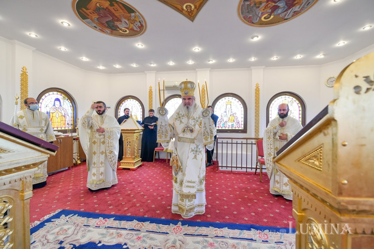 „Sfântul Proroc Ilie ne îndeamnă să păstrăm dreapta credinţă” 177626