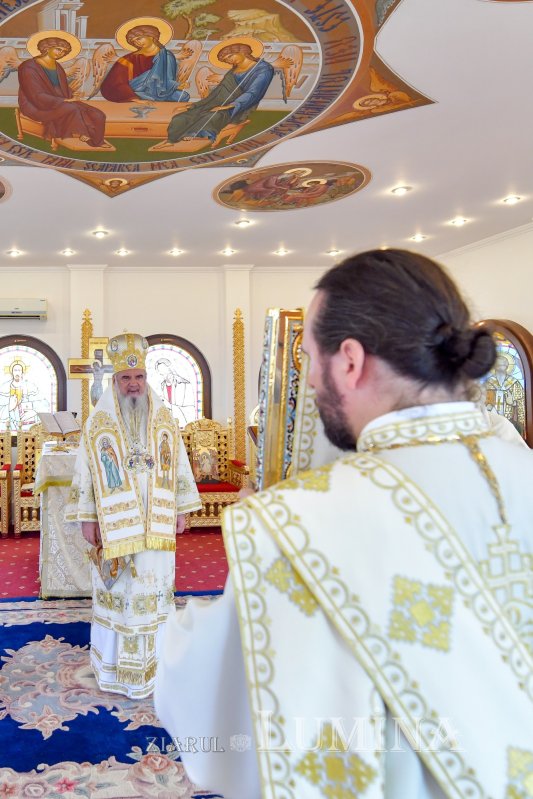 „Sfântul Proroc Ilie ne îndeamnă să păstrăm dreapta credinţă” 177631