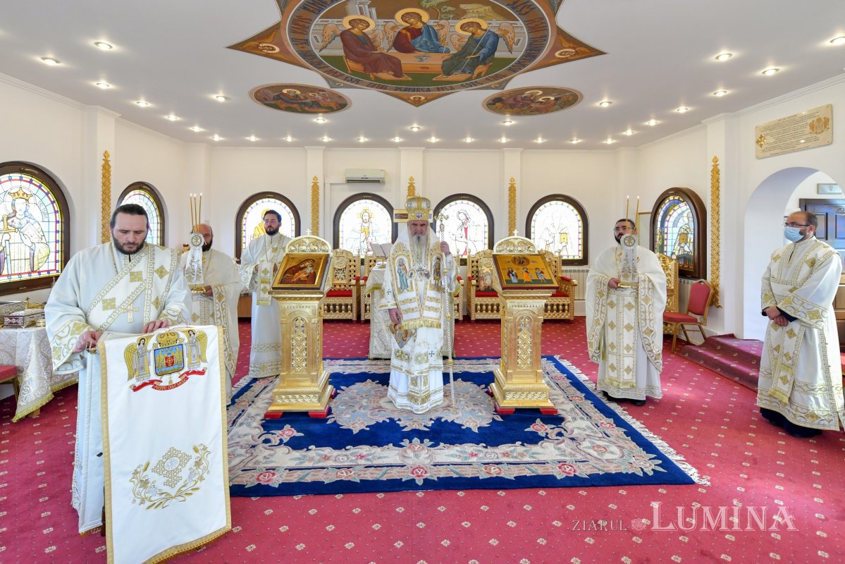 „Sfântul Proroc Ilie ne îndeamnă să păstrăm dreapta credinţă” 177632