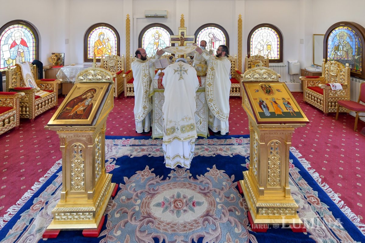 „Sfântul Proroc Ilie ne îndeamnă să păstrăm dreapta credinţă” 177647