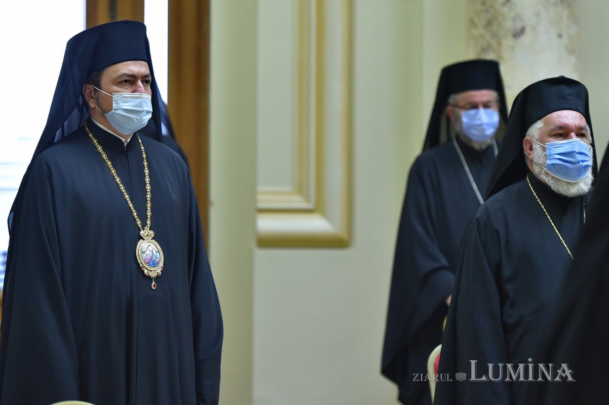 Ședință de lucru a Sfântului Sinod dedicată evaluării și intensificării pastorației  177743