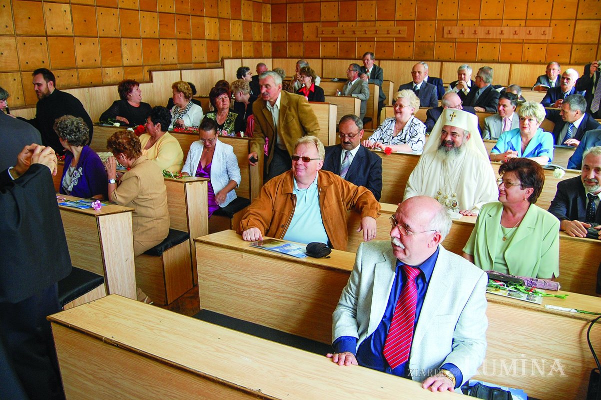 7 trepte din viața Preafericitului Părinte Patriarh Daniel al României 177823