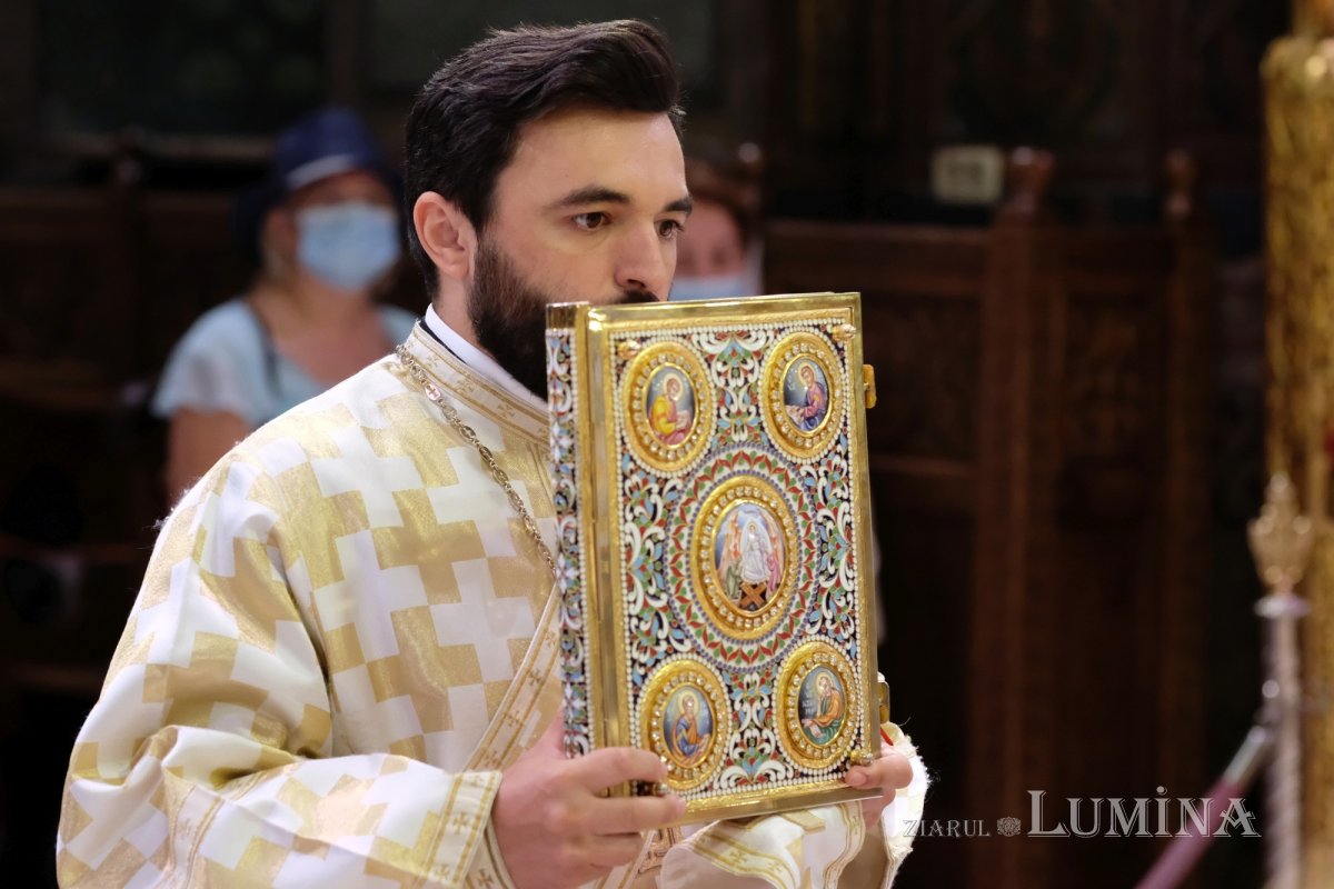 Rugăciune și mulțumire la împlinirea a 70 de ani de viață ai Patriarhului României  177913