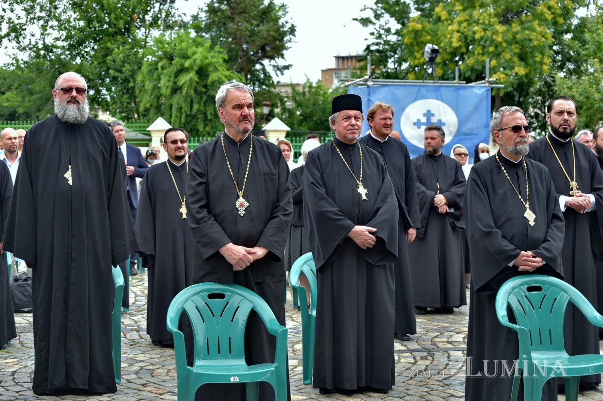 Rugăciune și mulțumire la împlinirea a 70 de ani de viață ai Patriarhului României  177930
