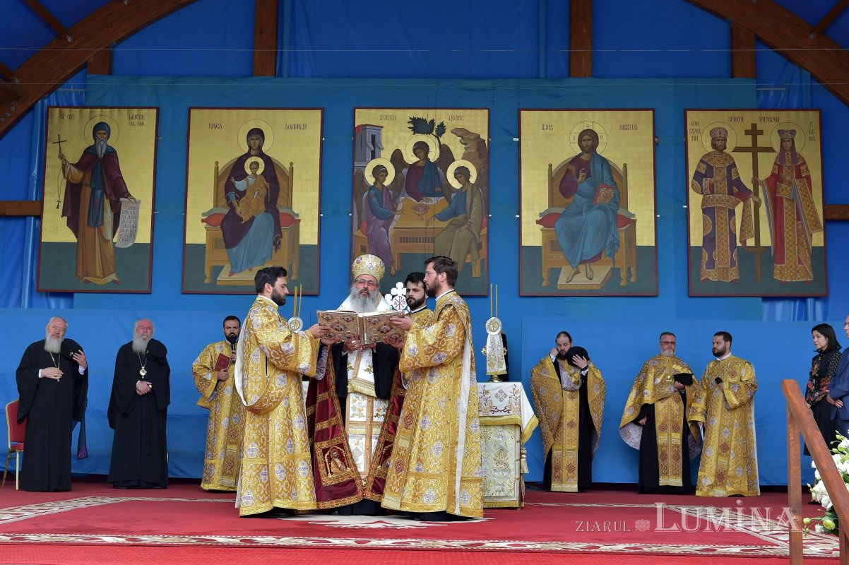 Rugăciune și mulțumire la împlinirea a 70 de ani de viață ai Patriarhului României  177938