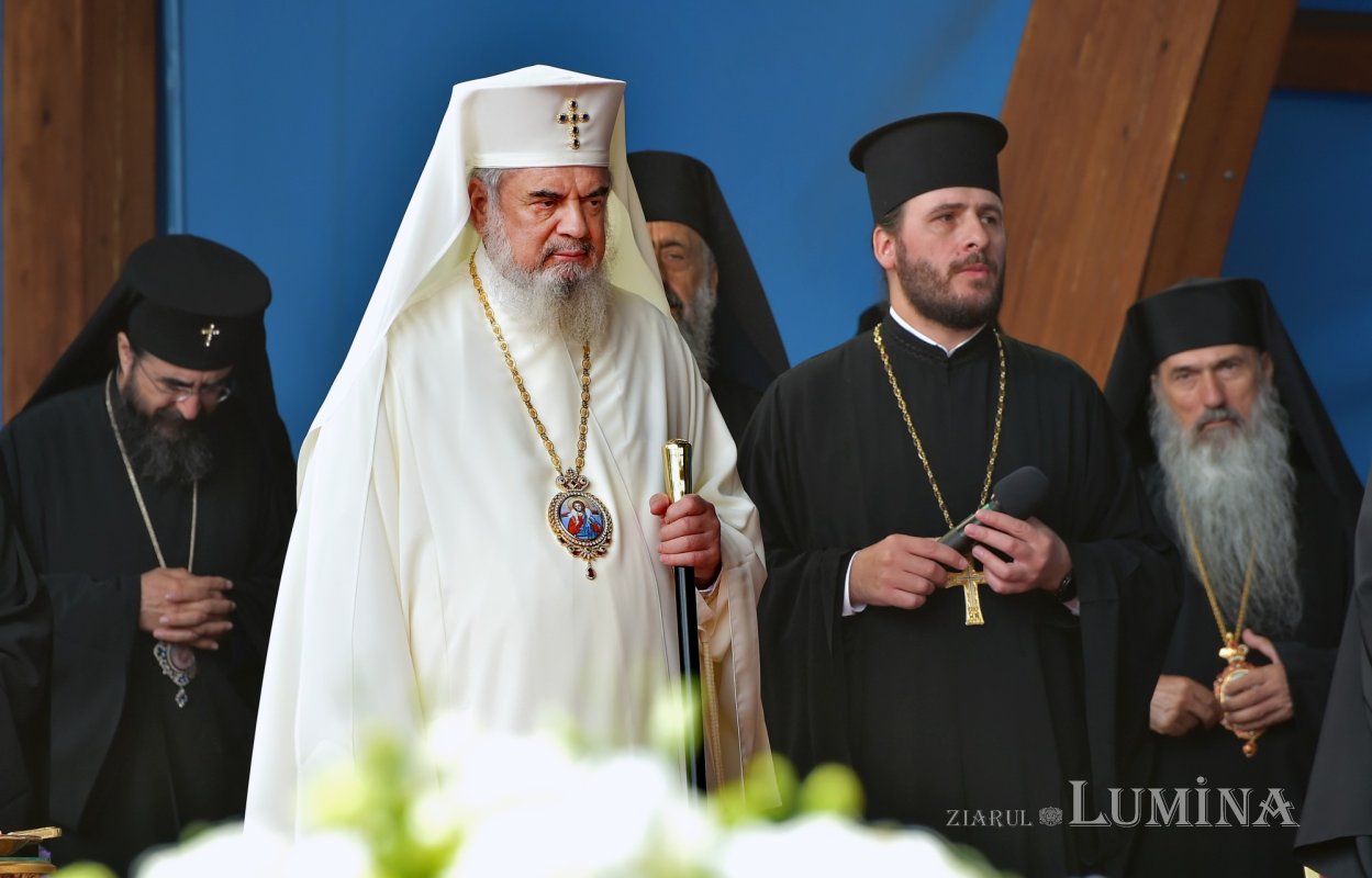 Rugăciune și mulțumire la împlinirea a 70 de ani de viață ai Patriarhului României  177941