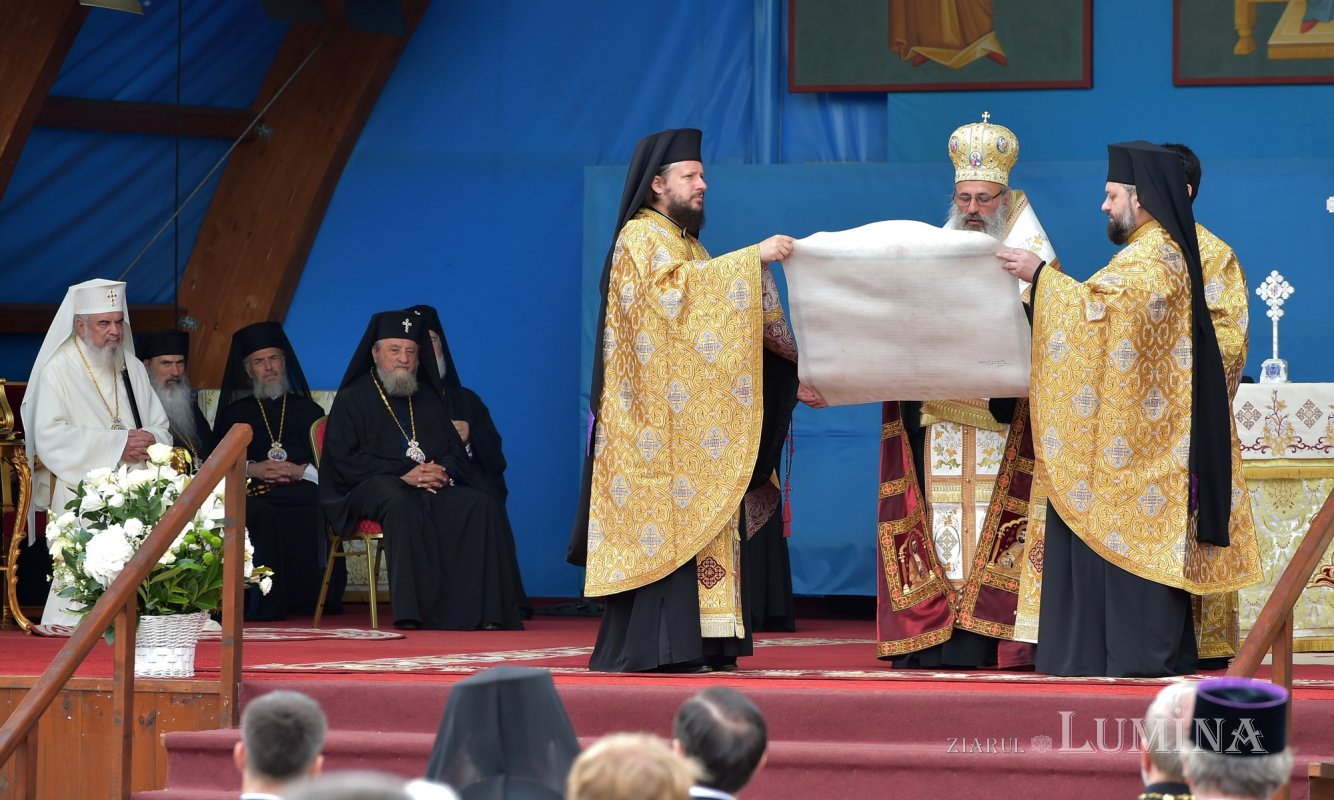 Rugăciune și mulțumire la împlinirea a 70 de ani de viață ai Patriarhului României  177942