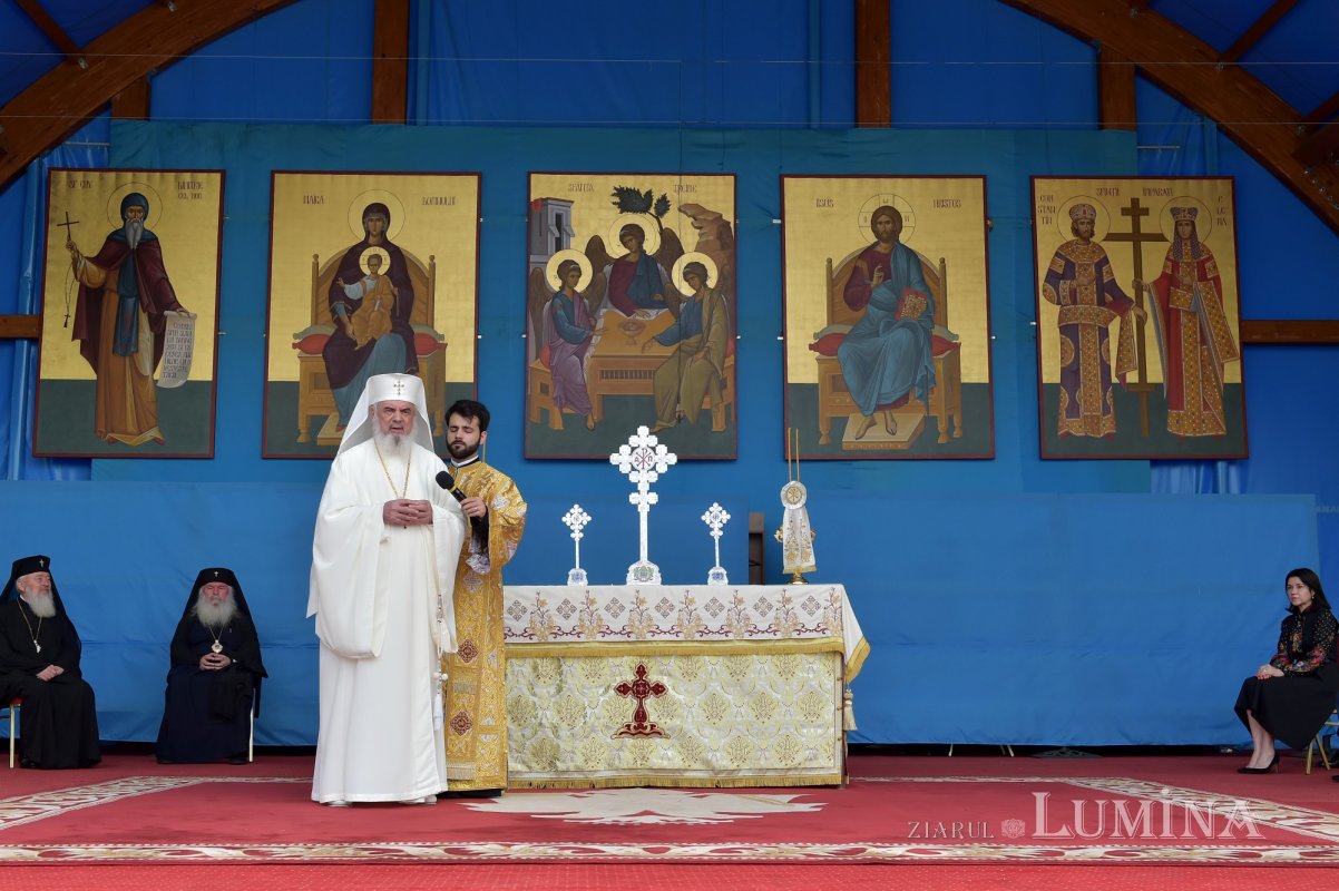 Rugăciune și mulțumire la împlinirea a 70 de ani de viață ai Patriarhului României  177952