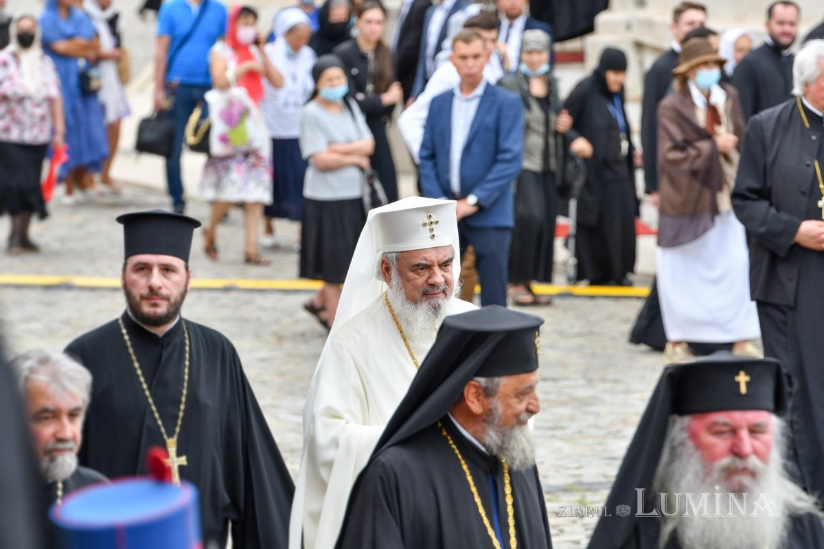 Rugăciune și mulțumire la împlinirea a 70 de ani de viață ai Patriarhului României  177956