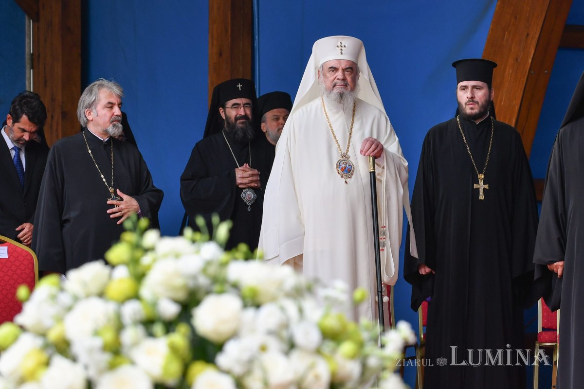 Rugăciune și mulțumire la împlinirea a 70 de ani de viață ai Patriarhului României  177967